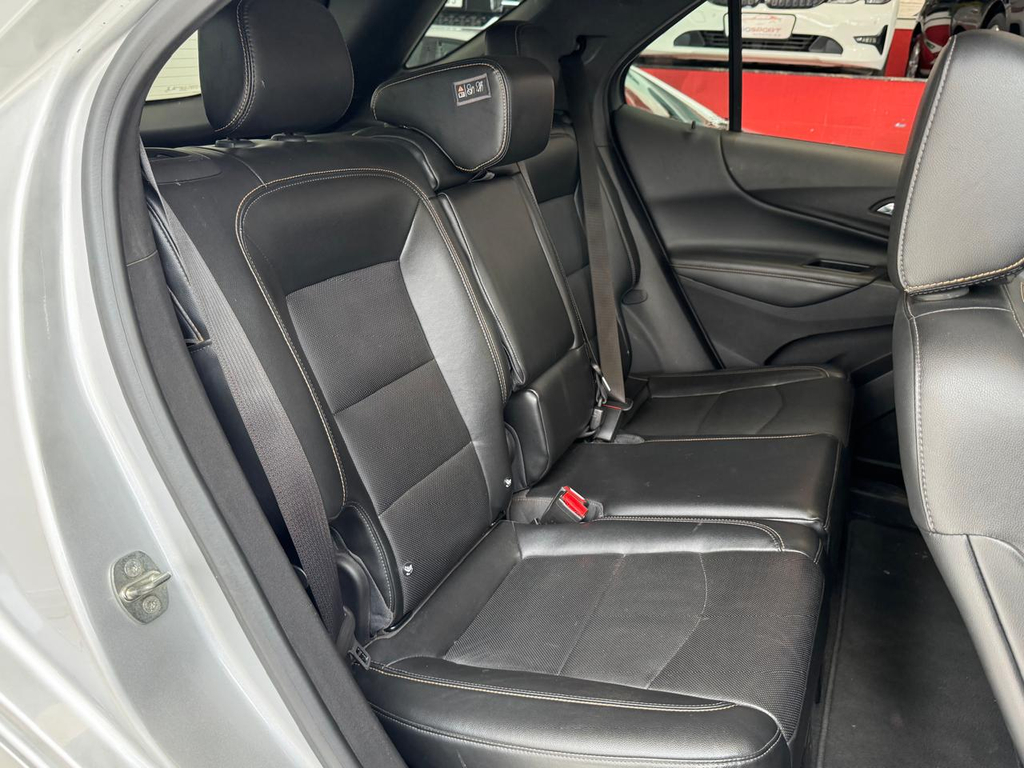 Chevrolet Equinox Prata