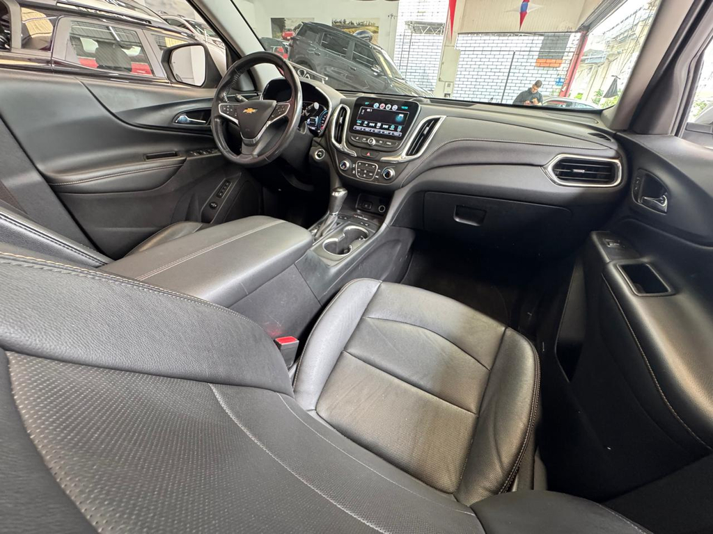 Chevrolet Equinox Prata