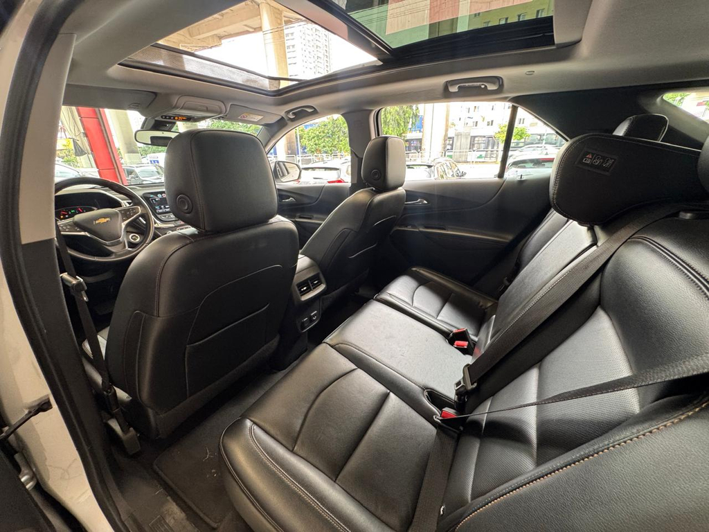 Chevrolet Equinox Prata
