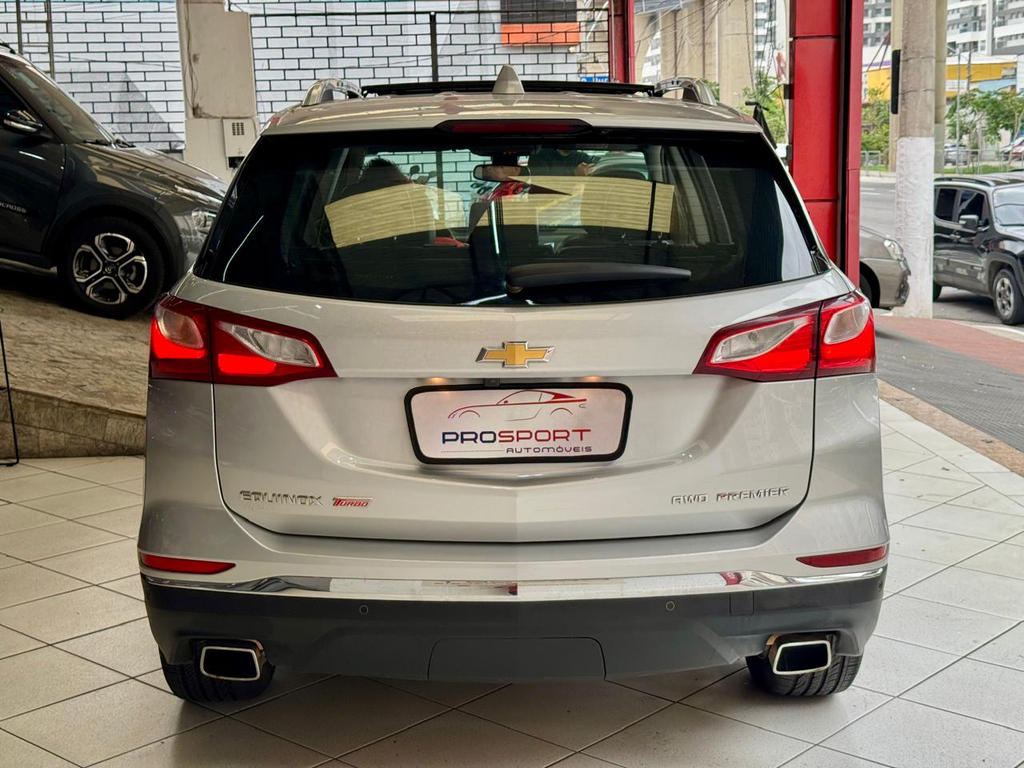 Chevrolet Equinox Prata