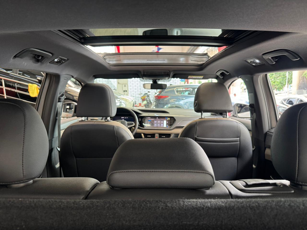 Volkswagen TAOS Bege