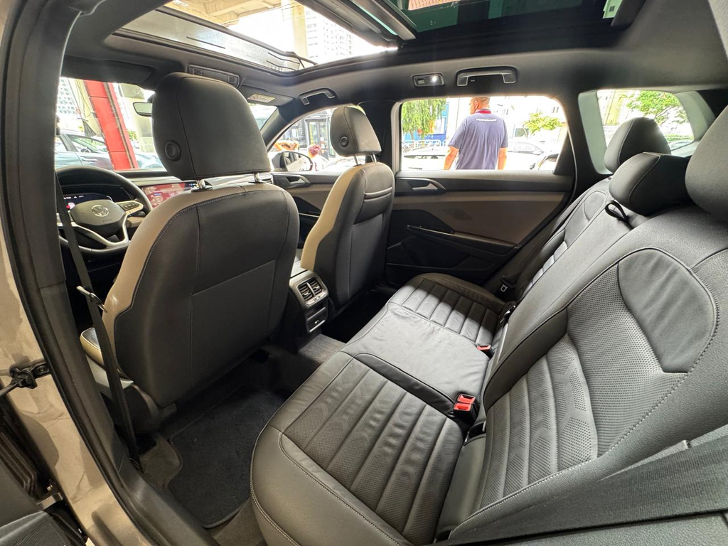 Volkswagen TAOS Bege