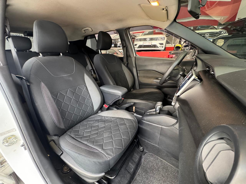 Nissan Kicks Branco