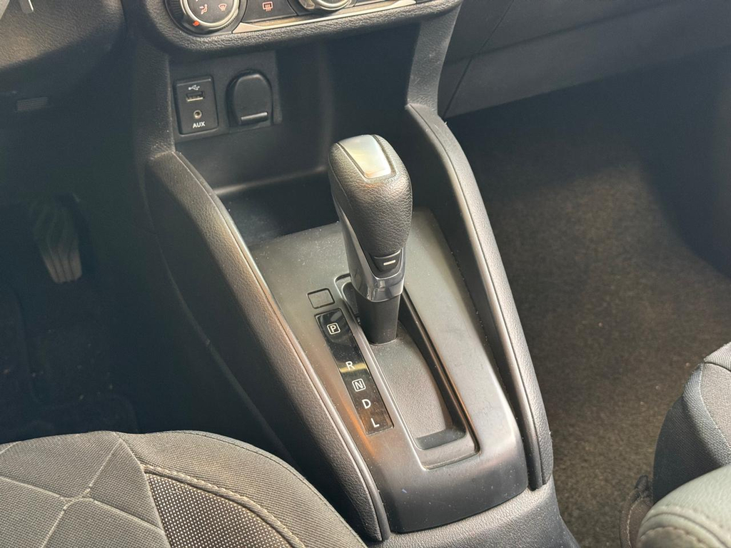 Nissan Kicks Branco