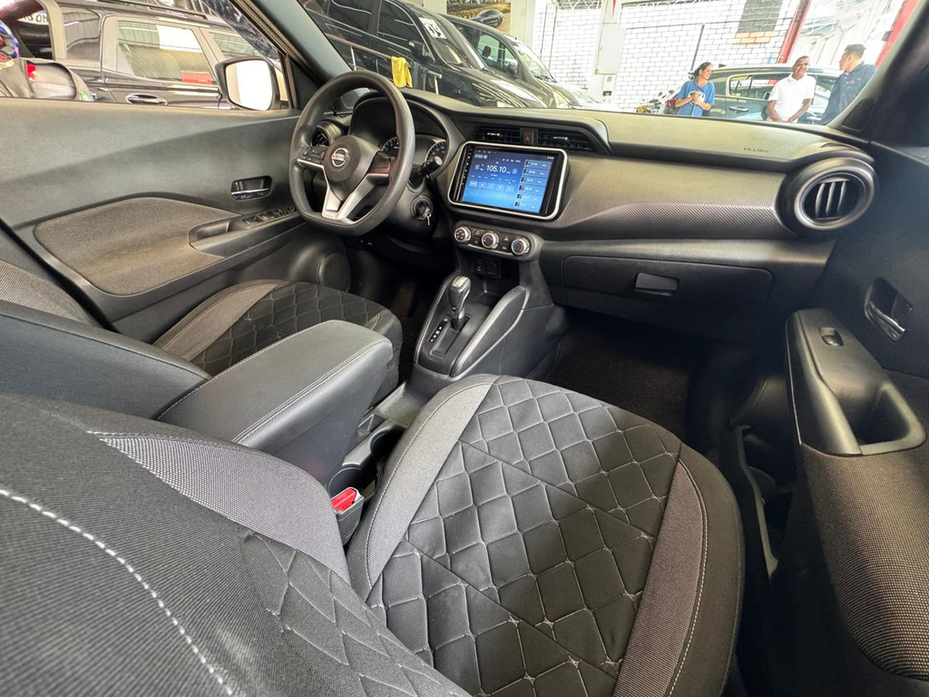 Nissan Kicks Branco