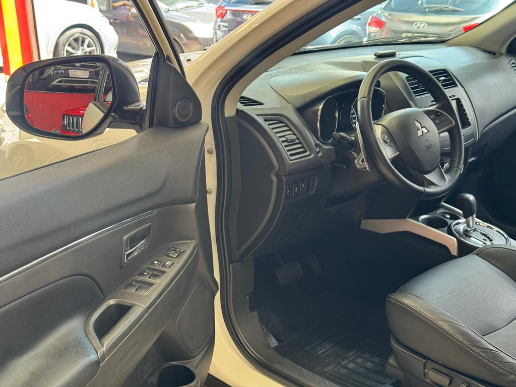 Mitsubishi ASX Branco