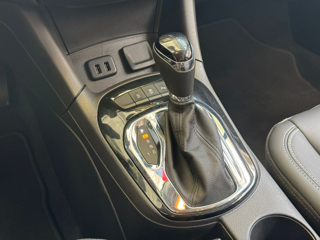 Chevrolet Cruze Sedan Branco