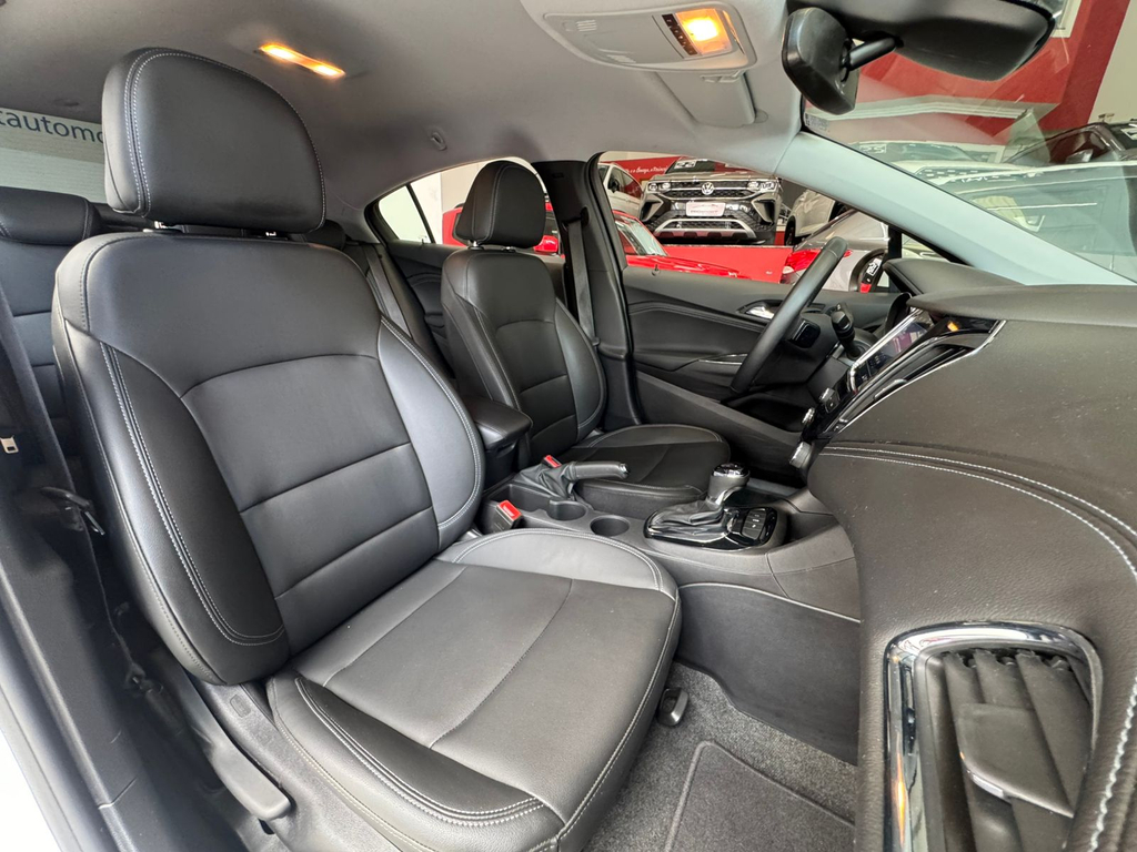 Chevrolet Cruze Sedan Branco