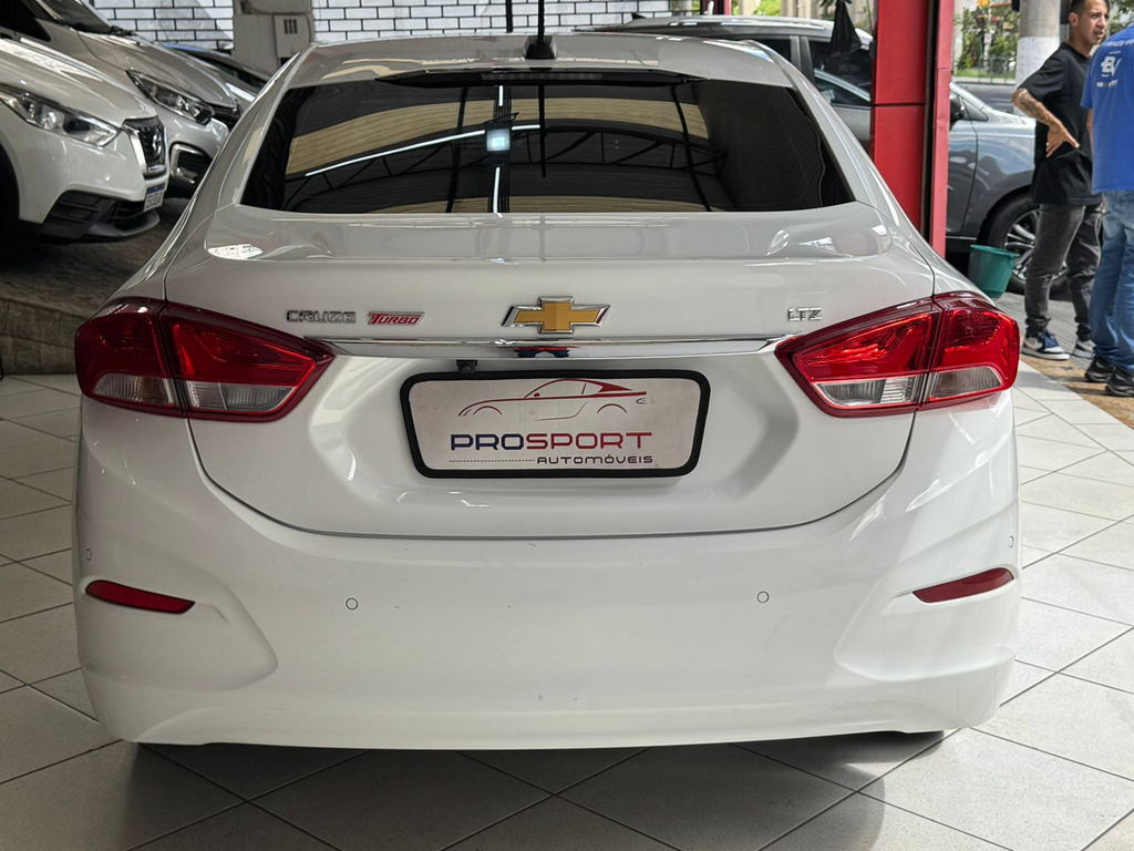 Chevrolet Cruze Sedan Branco