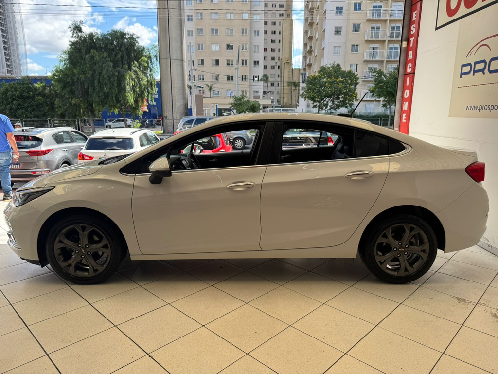 Chevrolet Cruze Sedan Branco