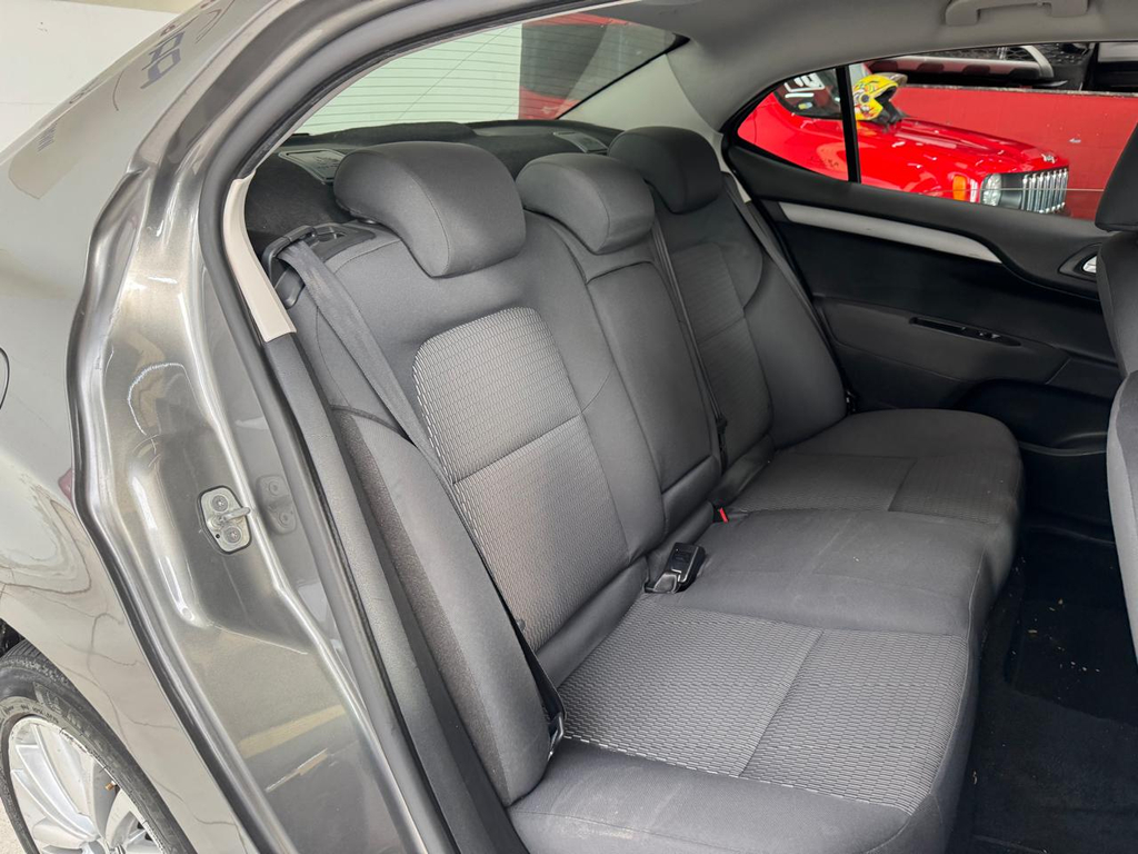 Citroen C4 Lounge Cinza