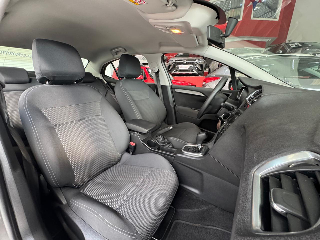 Citroen C4 Lounge Cinza