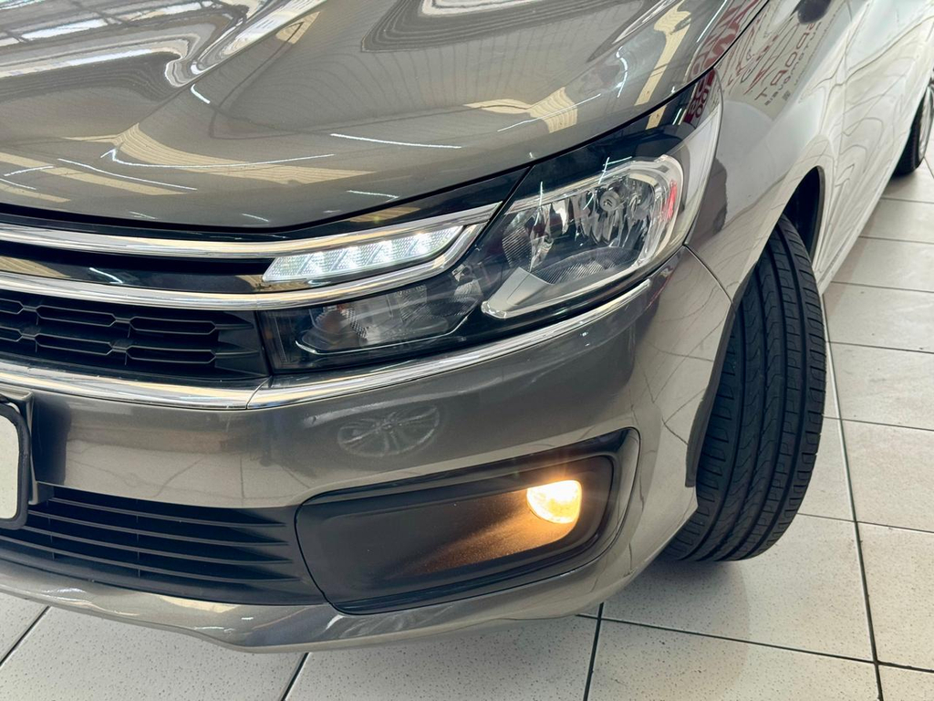 Citroen C4 Lounge Cinza
