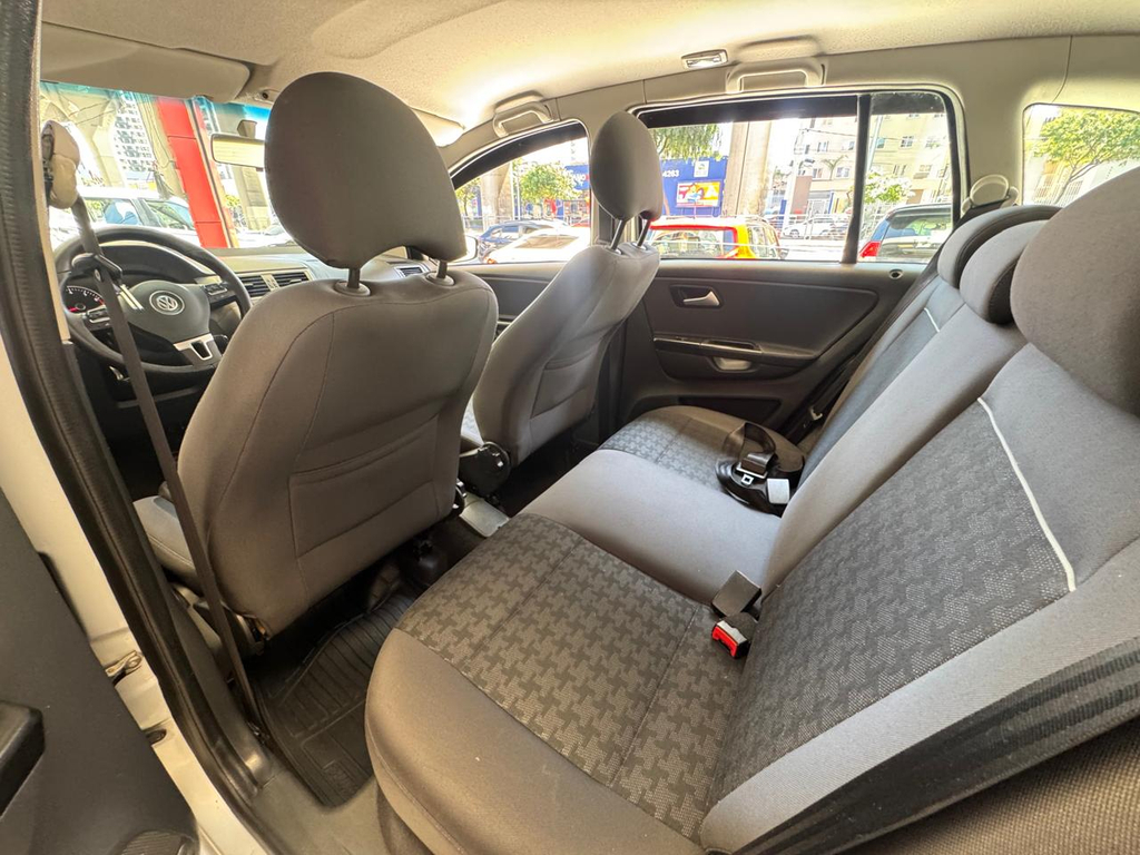 Volkswagen SpaceFox Prata