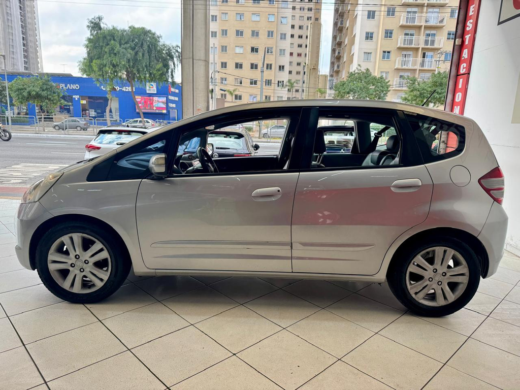 Honda Fit Prata