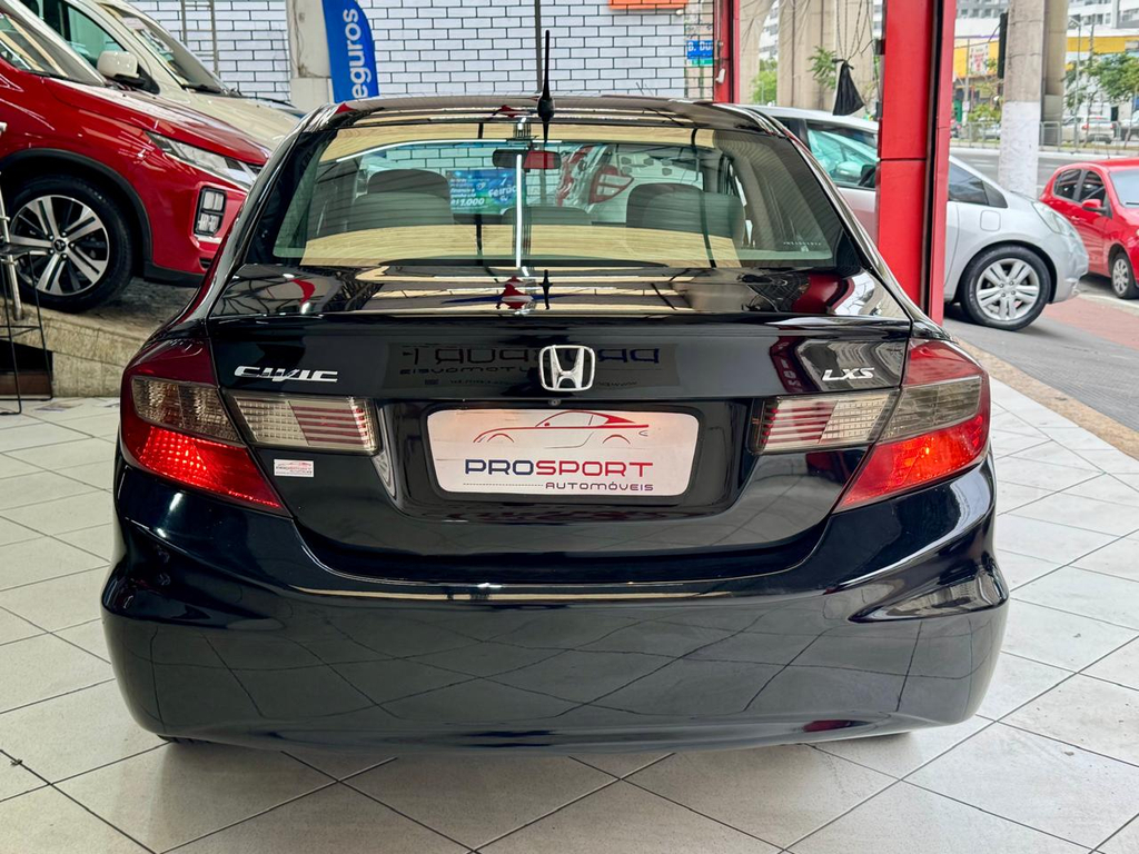 Honda Civic Preto