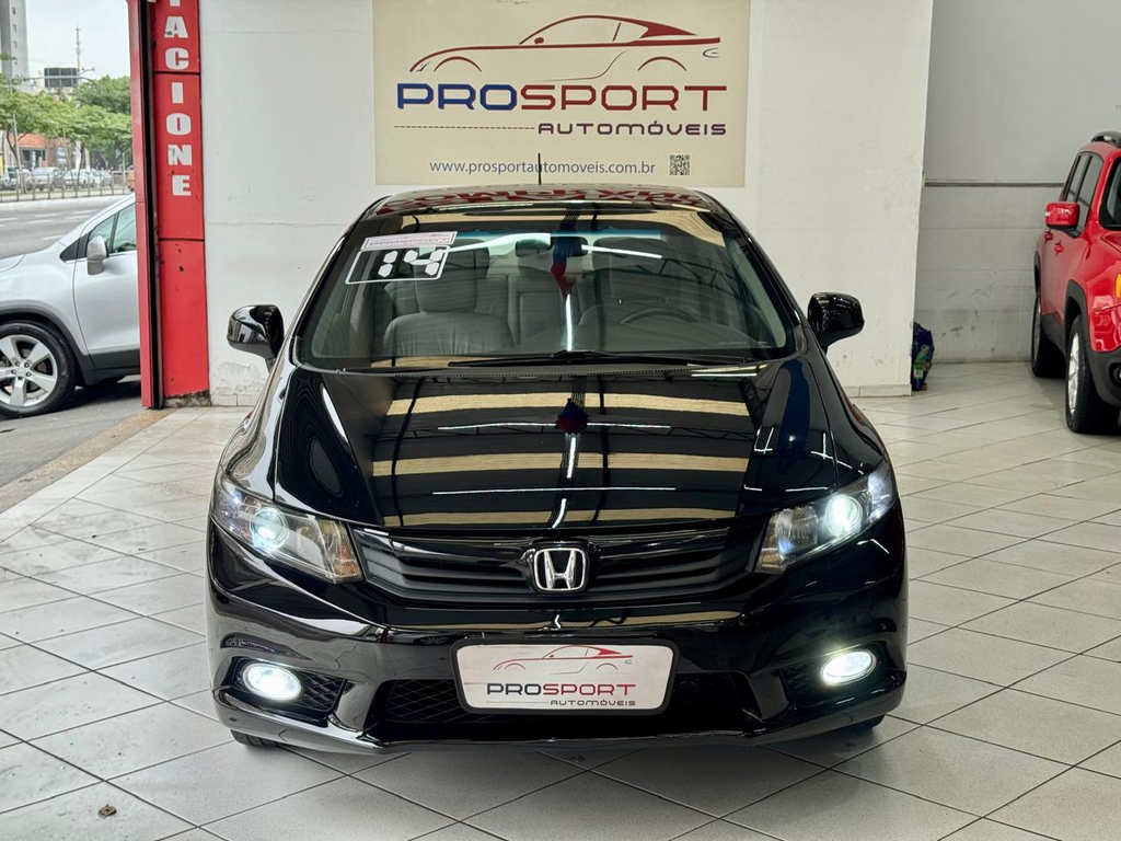 Honda Civic Preto