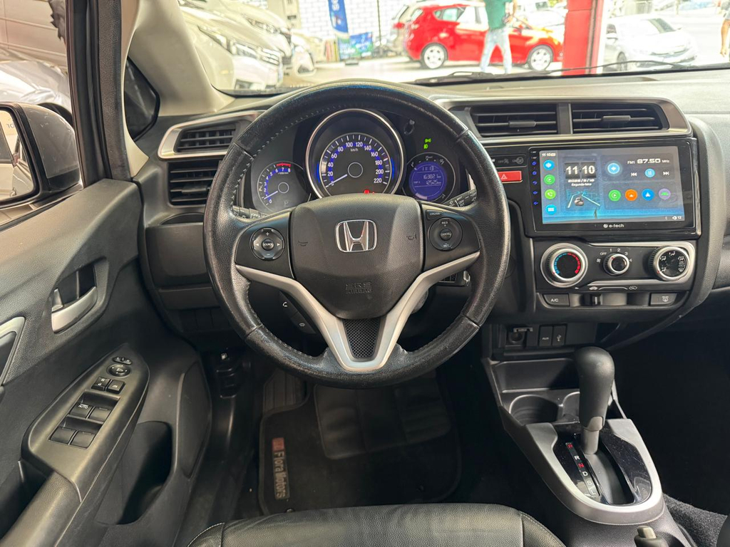 Honda Fit Cinza