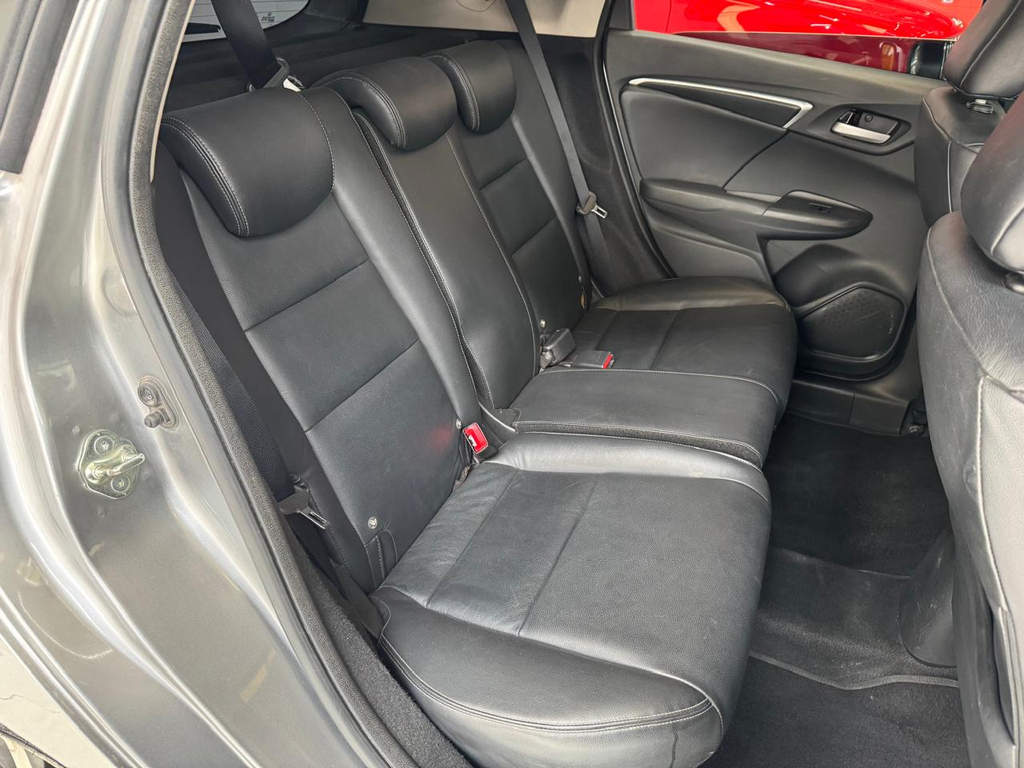 Honda Fit Cinza