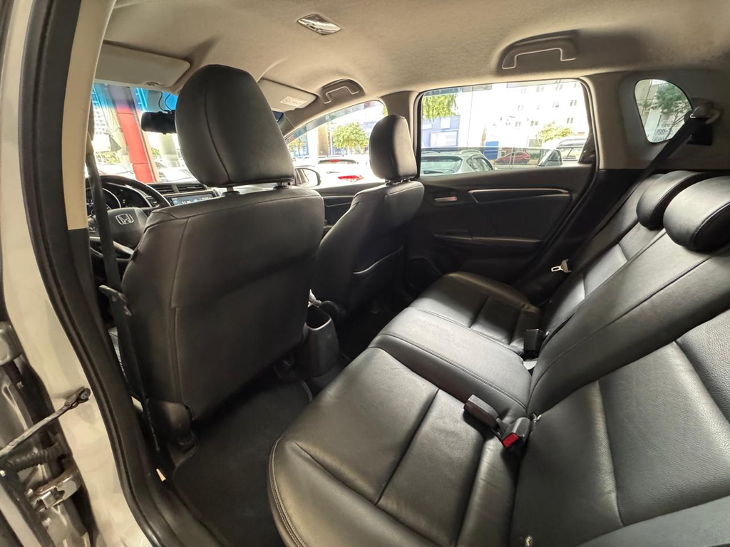 Honda Fit Cinza