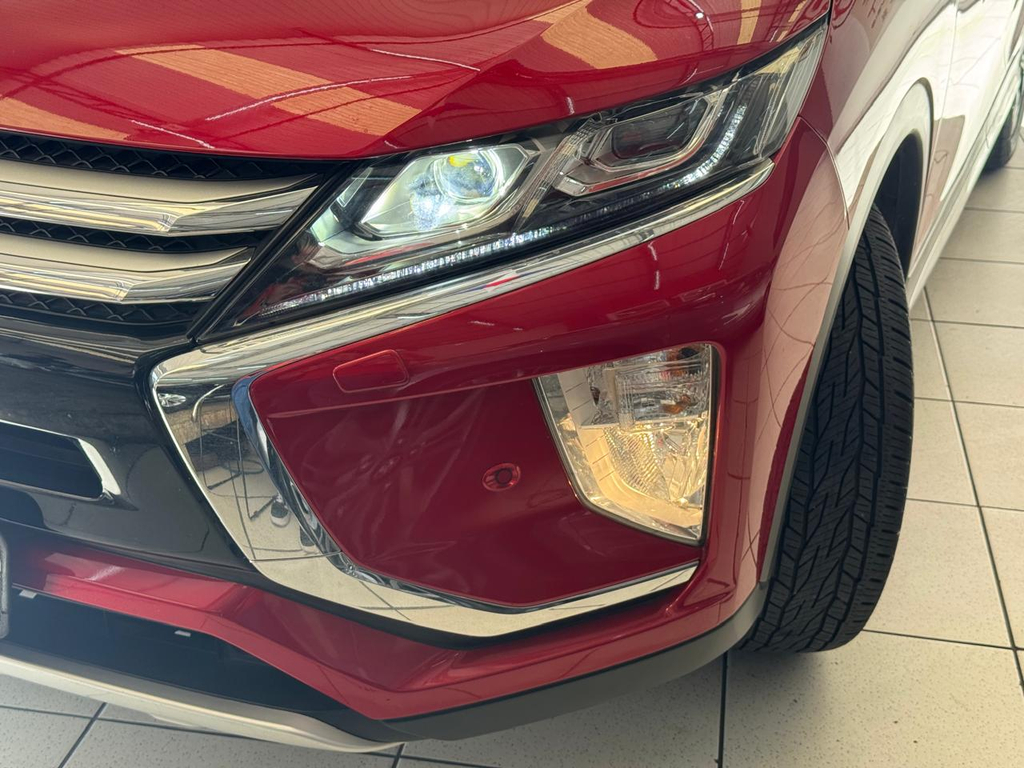 Mitsubishi Eclipse Cross Vermelho
