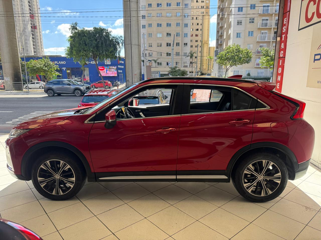 Mitsubishi Eclipse Cross Vermelho