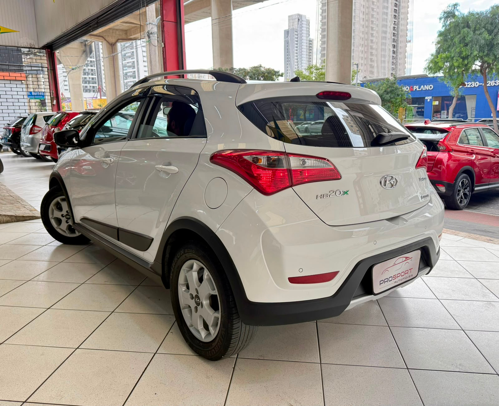 Hyundai HB20X Branco