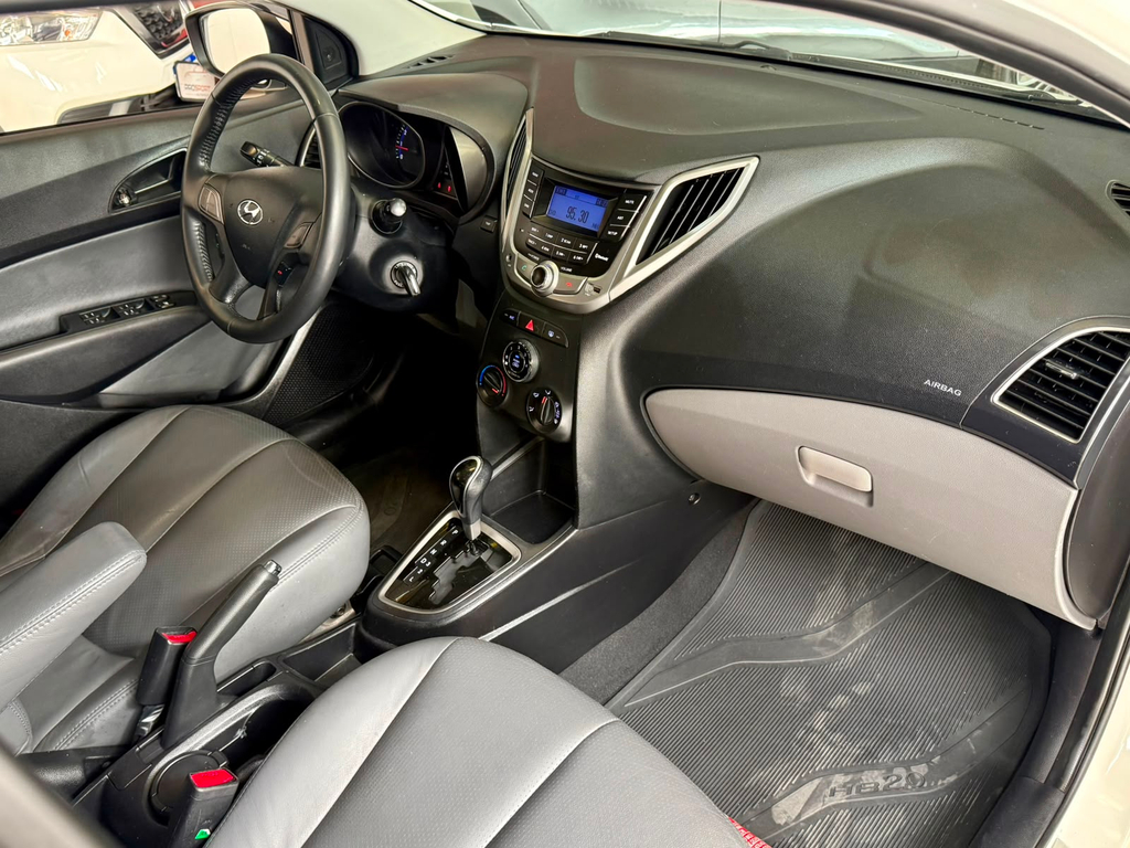 Hyundai HB20X Branco