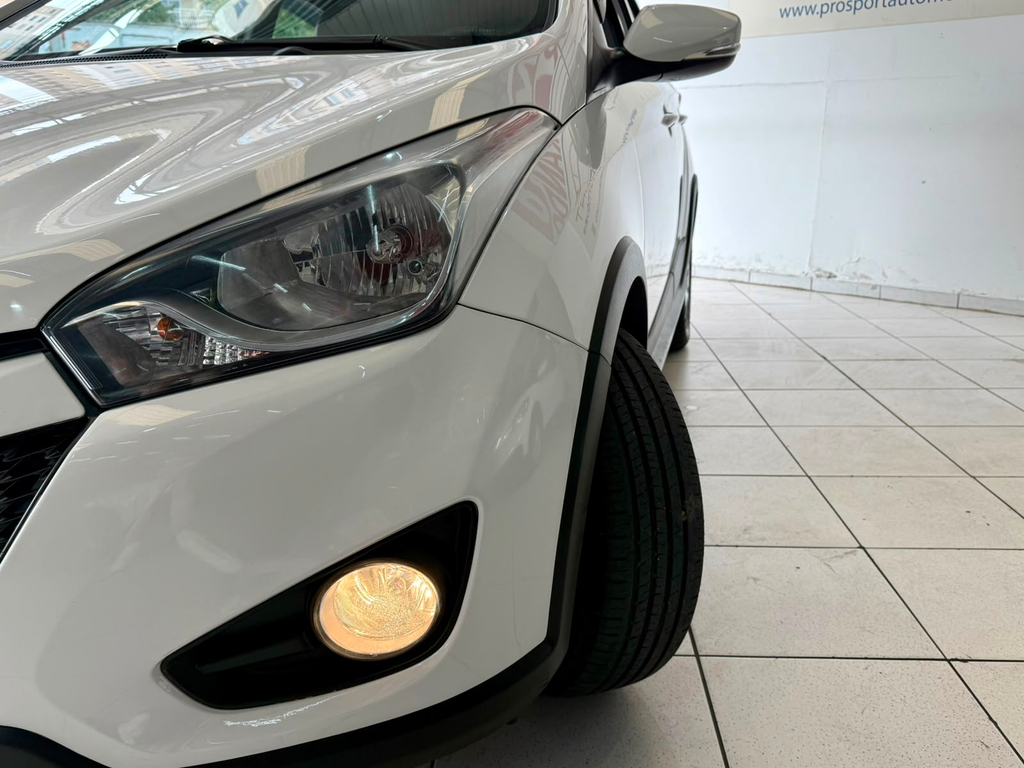 Hyundai HB20X Branco