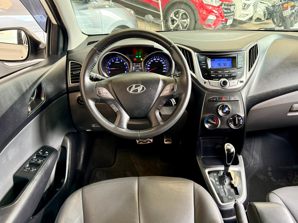 Hyundai HB20X Branco
