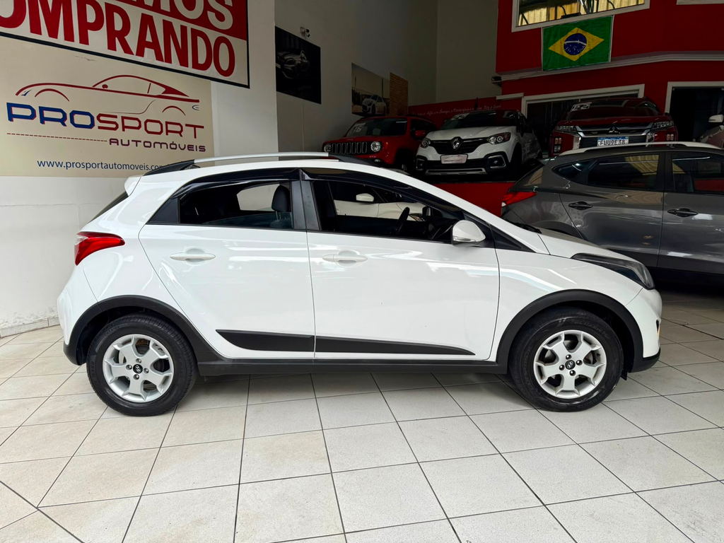 Hyundai HB20X Branco