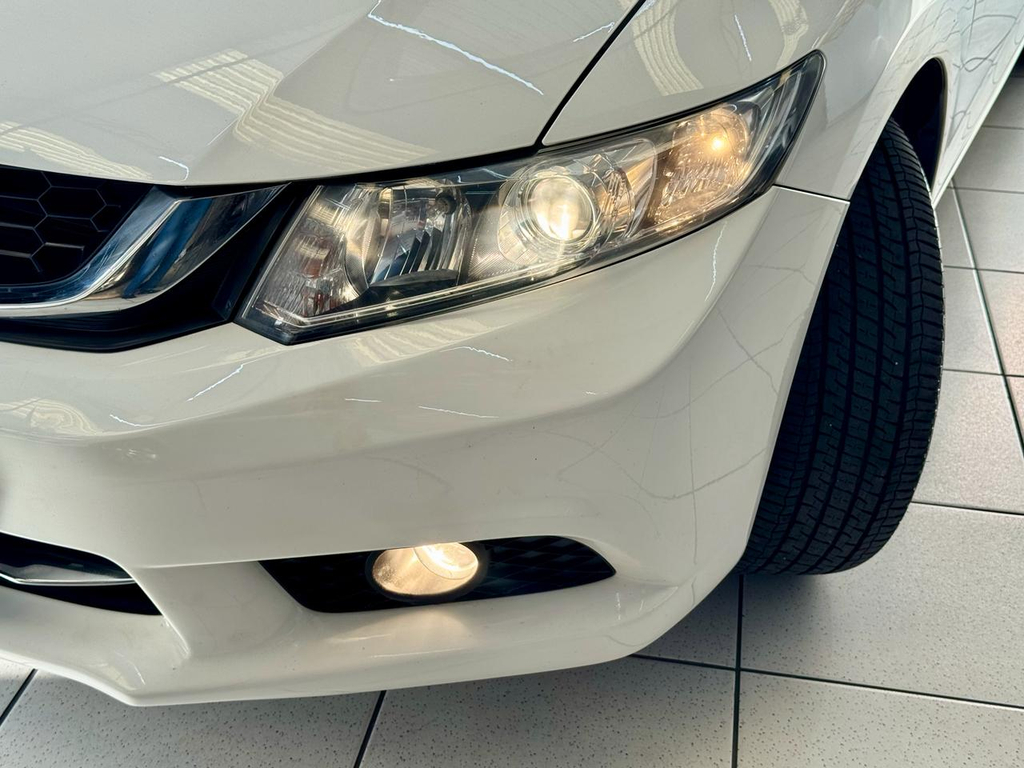 Honda Civic Branco