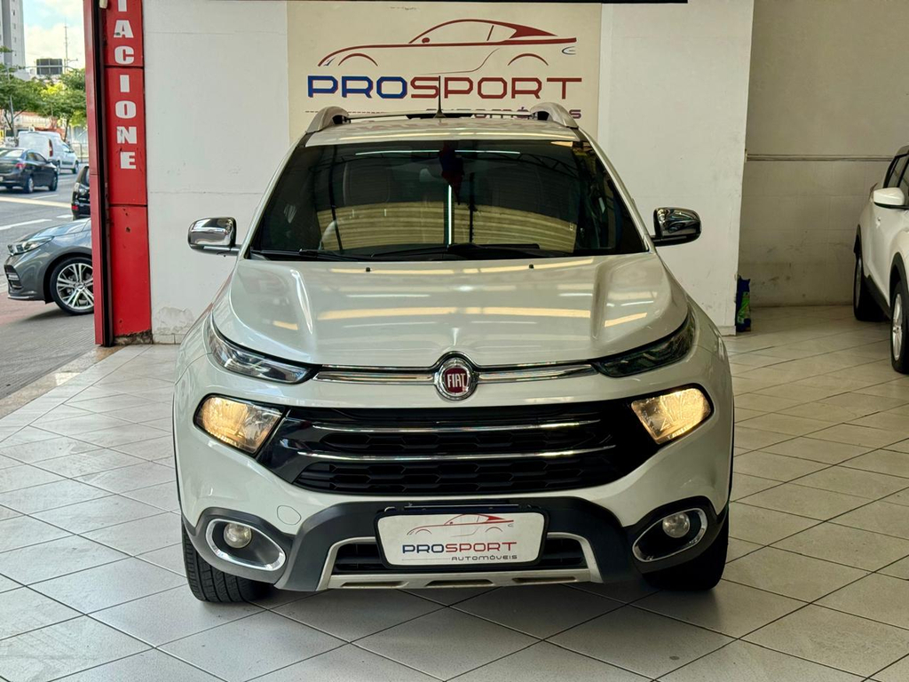 Fiat Toro Branco