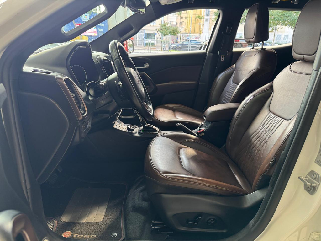 Fiat Toro Branco