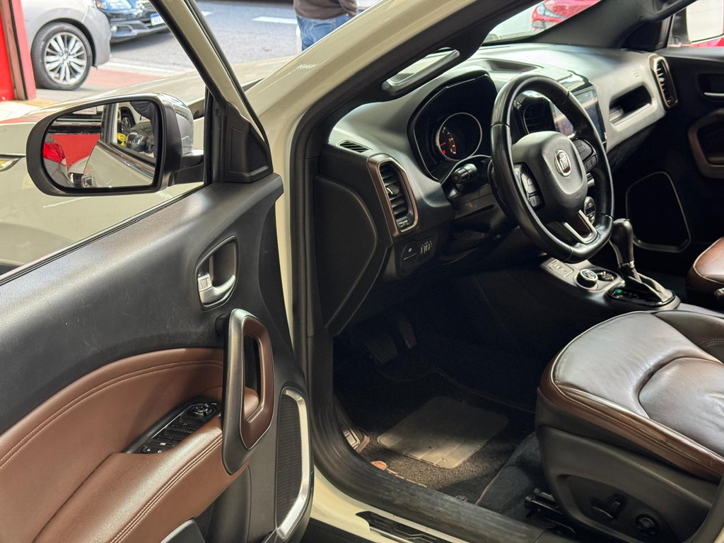 Fiat Toro Branco