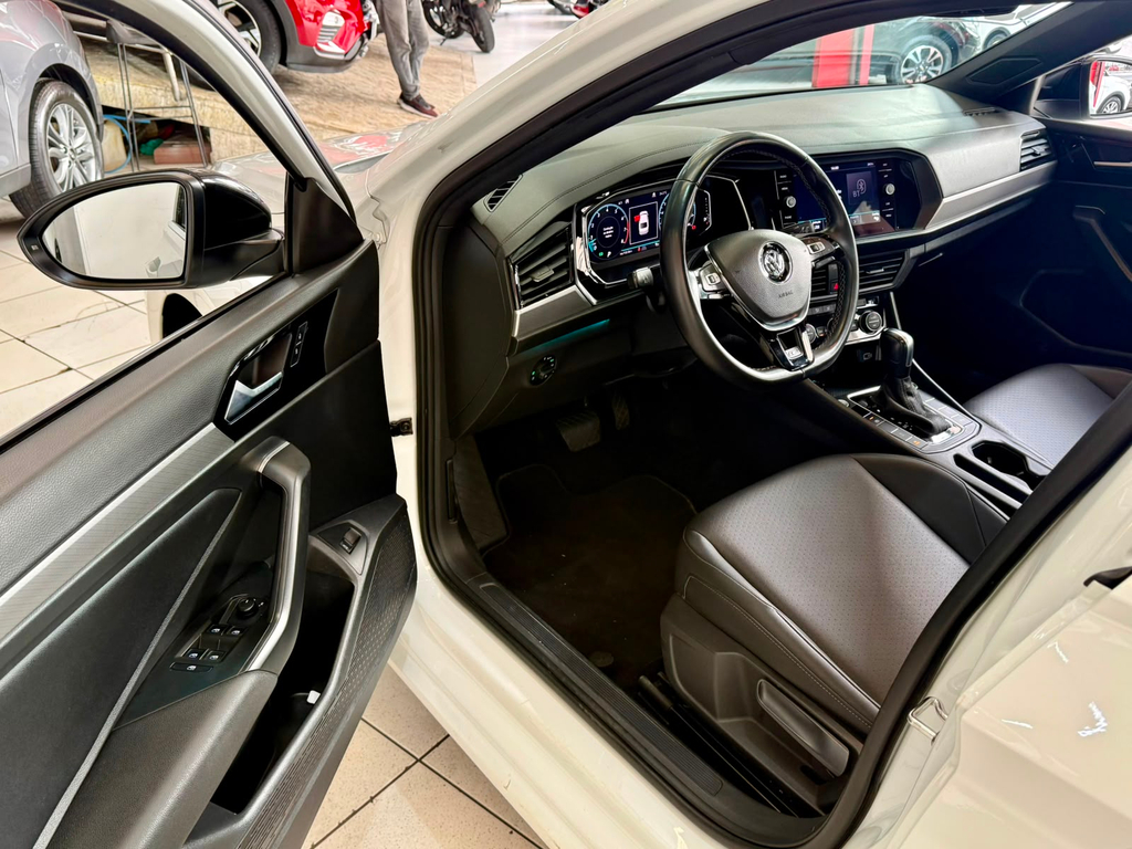Volkswagen Jetta Branco