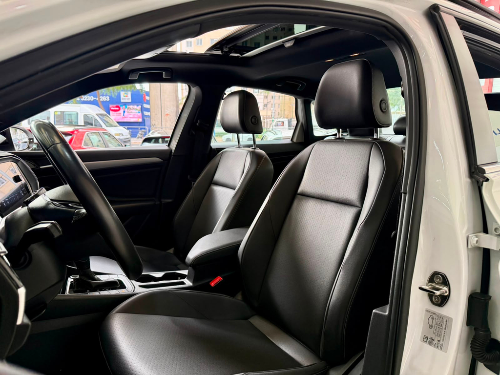 Volkswagen Jetta Branco
