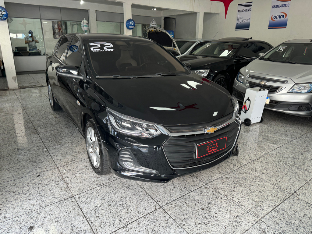 Chevrolet Onix Preto