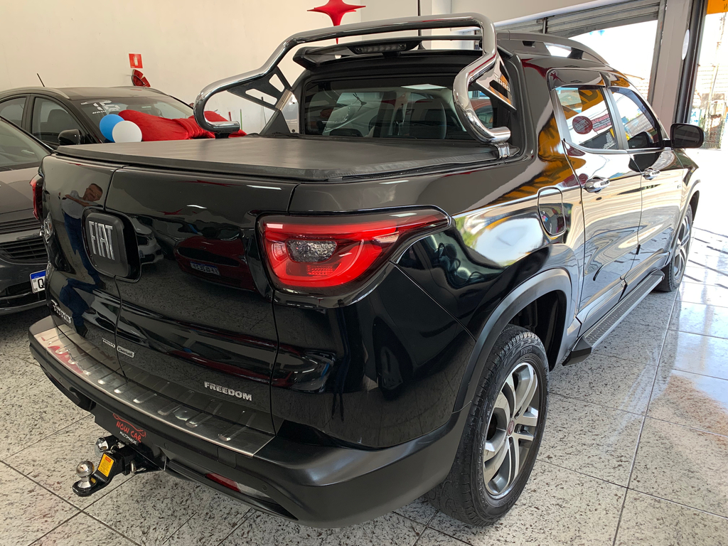 Fiat Toro Preto