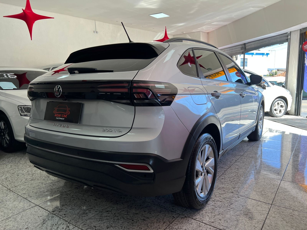 Volkswagen Nivus Prata