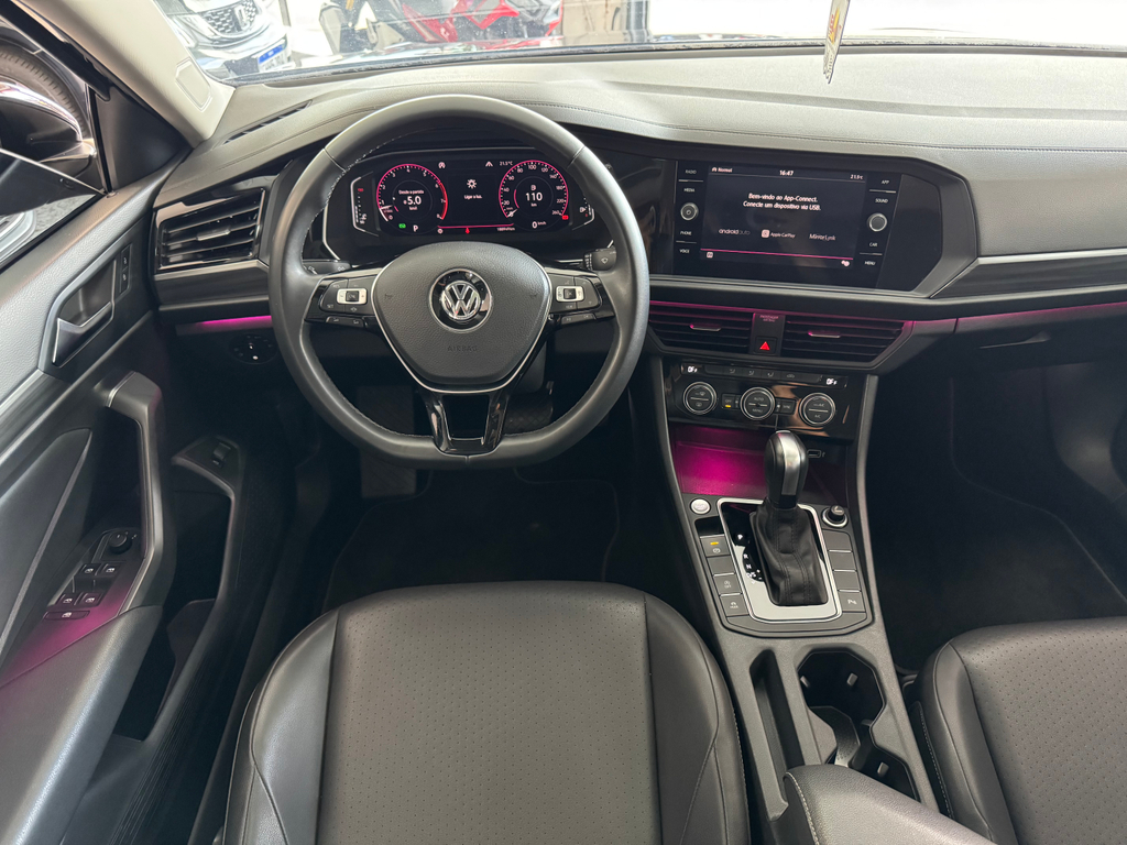 Volkswagen Jetta Preto