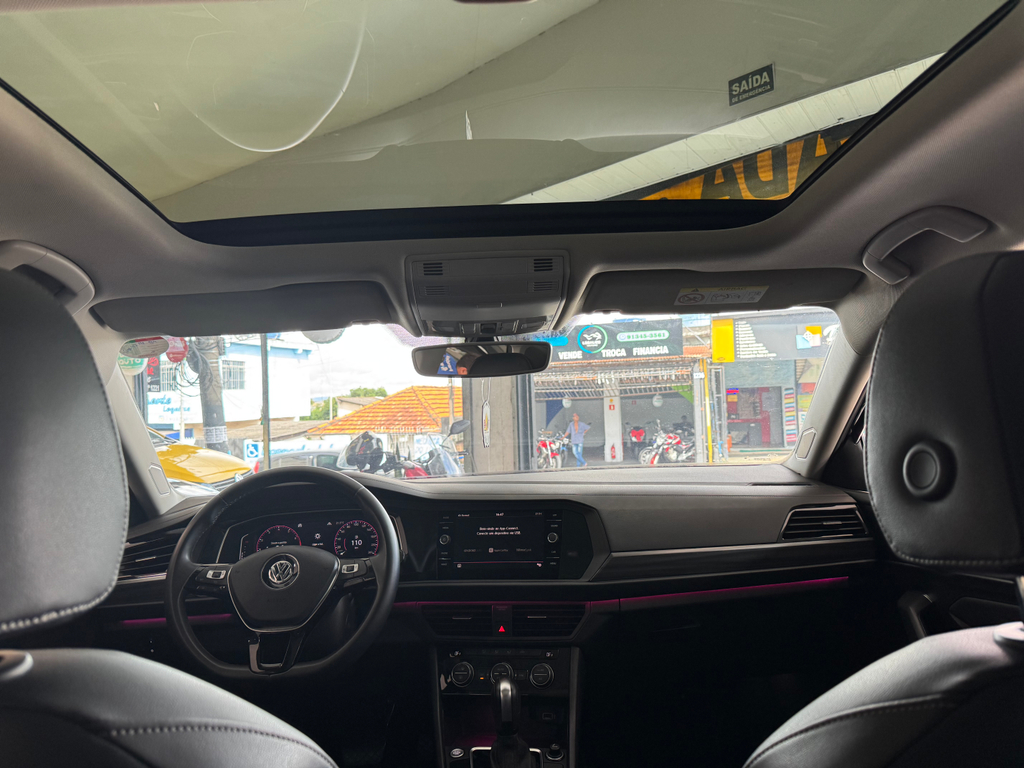 Volkswagen Jetta Preto