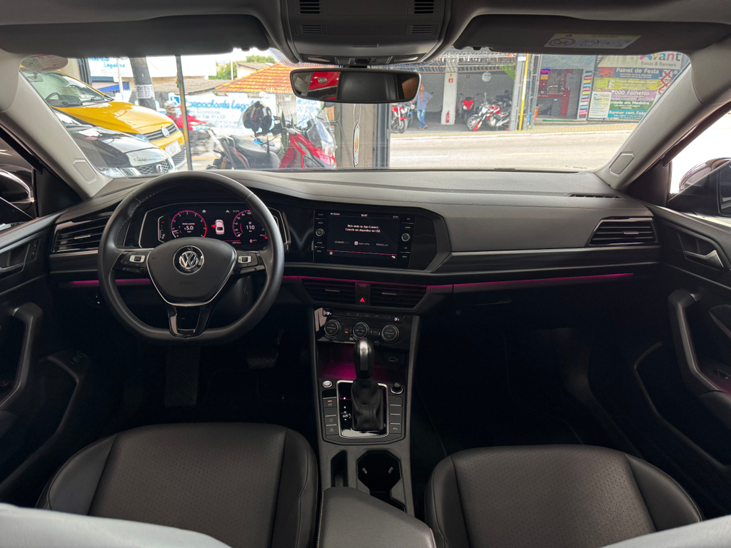 Volkswagen Jetta Preto