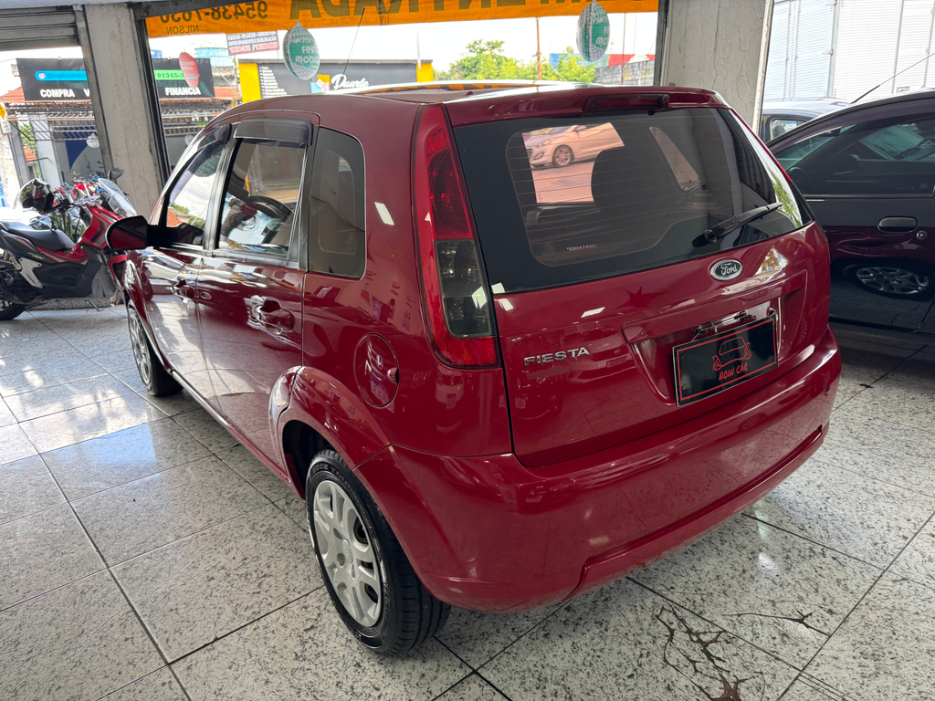 Ford Fiesta Vermelho