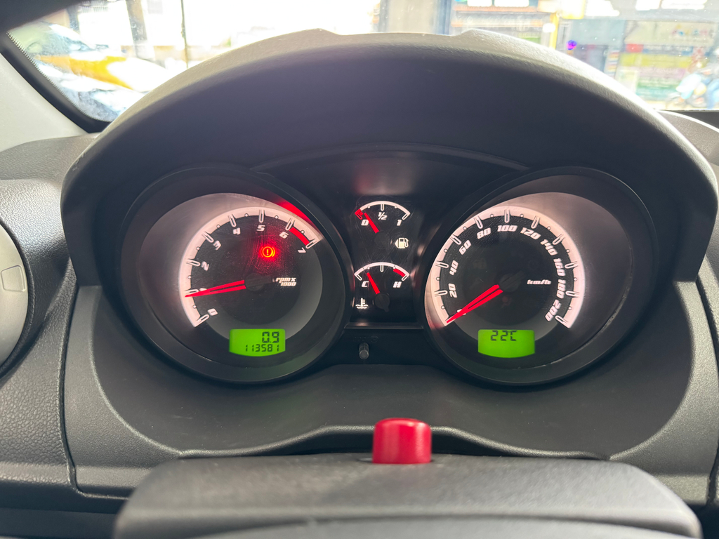 Ford Fiesta Vermelho