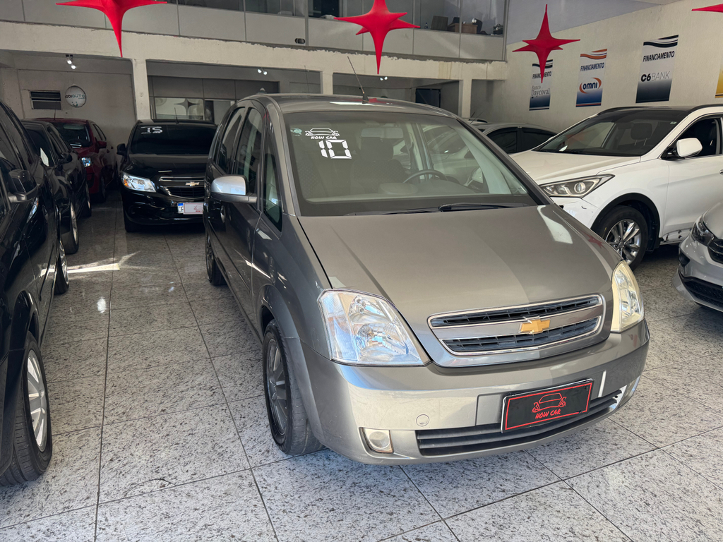 Chevrolet Meriva Cinza