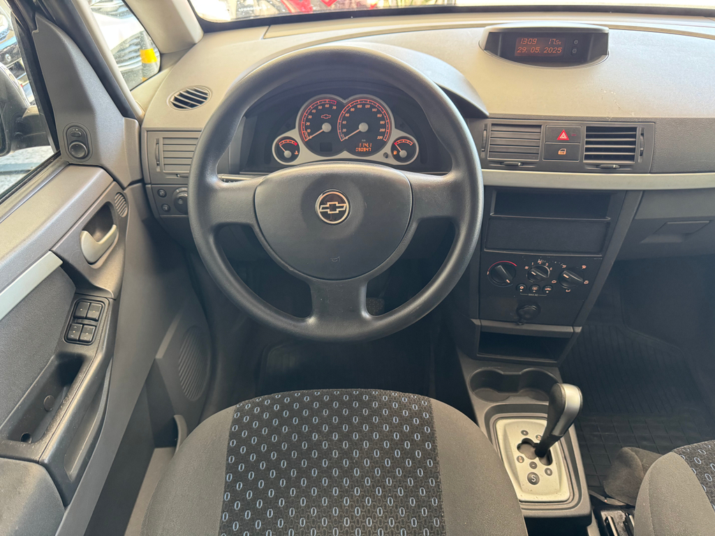 Chevrolet Meriva Cinza
