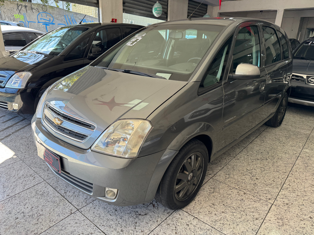 Chevrolet Meriva Cinza