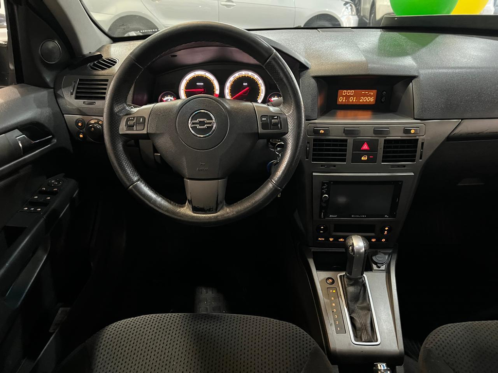 Chevrolet Vectra GT Prata
