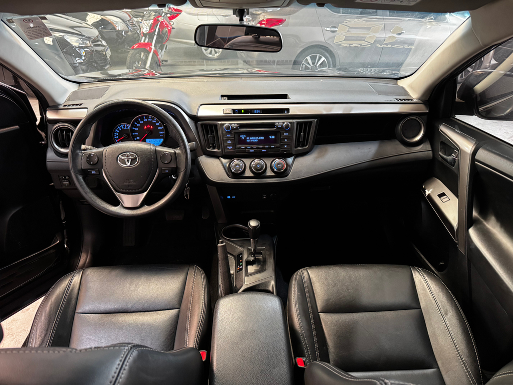 Toyota RAV4 Preto
